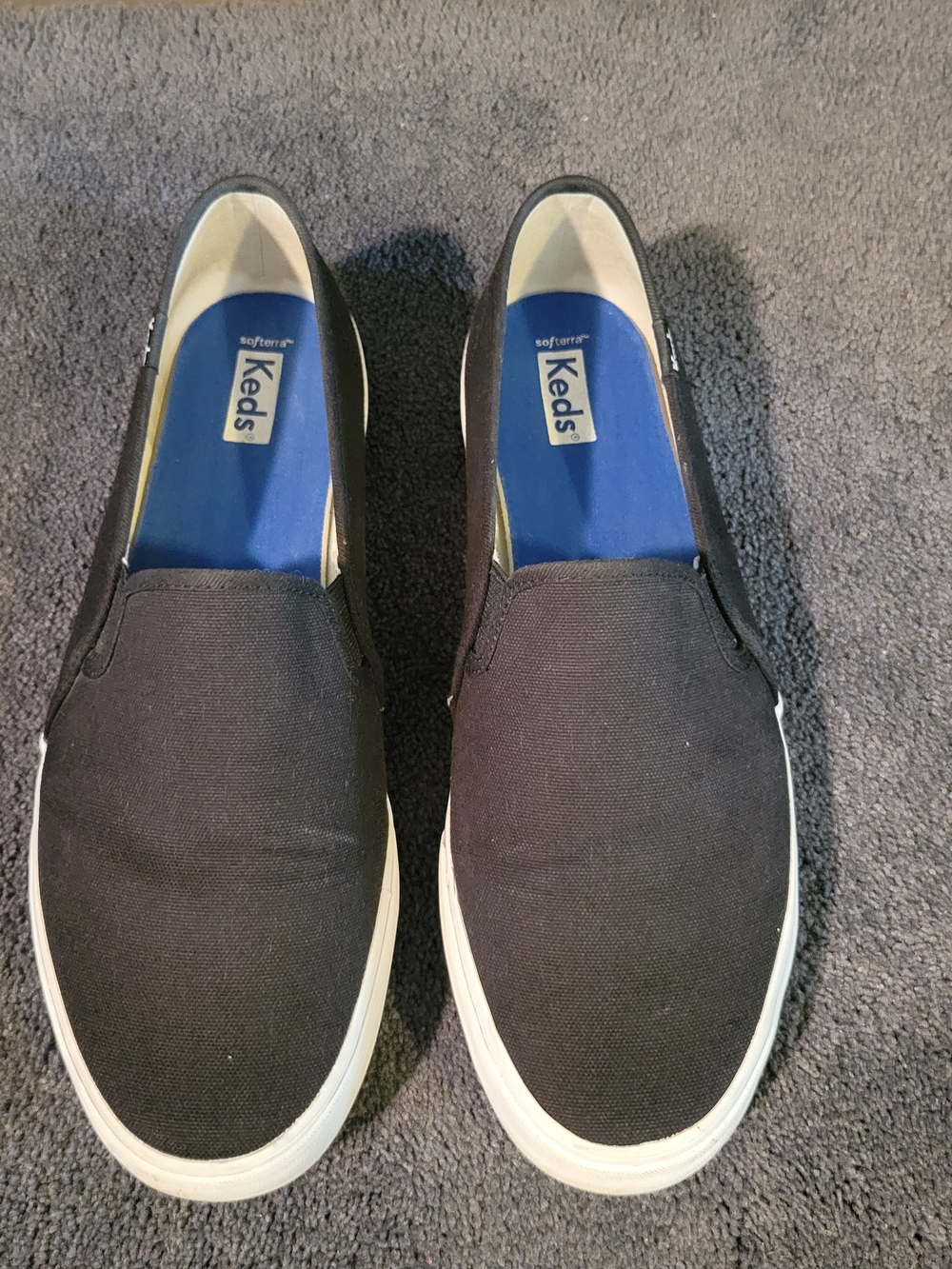 Keds Women's Classic Slip-On Sneakers in Black - Picture 4 of 7
